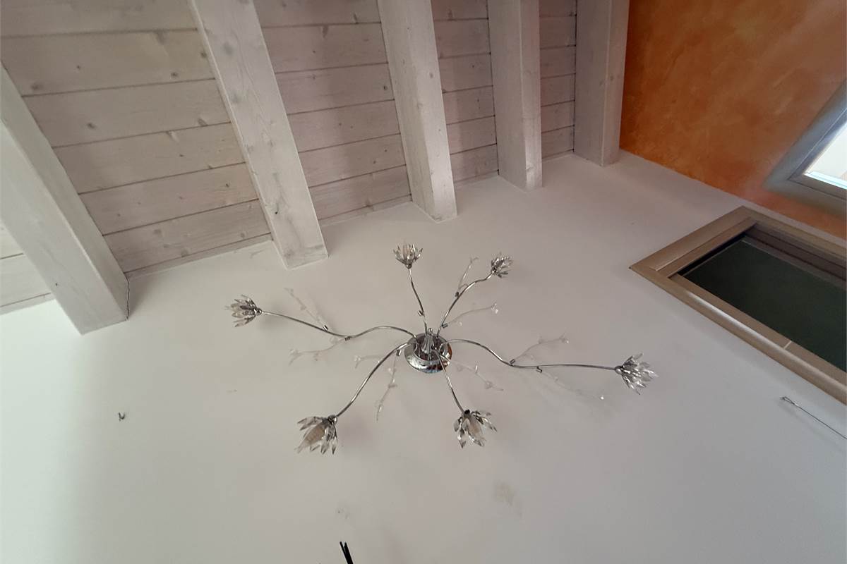 LURAGO:SOLUZIONE BELLISSIMA E AMPIA CON TERRAZZA E BOX DOPPIO