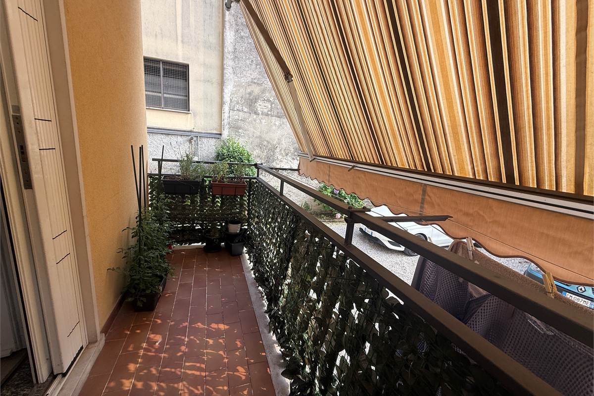 Canzo Centro: Elegante Bilocale di 70 mq Ristrutturato a Nuovo e Arredato