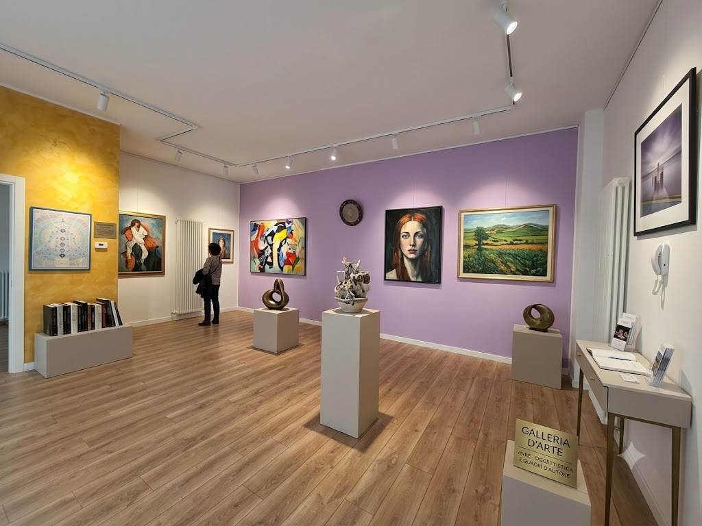 ASSO:LOCALE COMMERCIALE BELLISSIMO