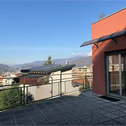 Como Alta –  Ufficio con Terrazza Panoramica