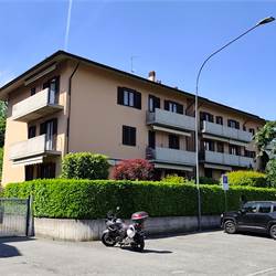 2 locali In Affitto a Erba
